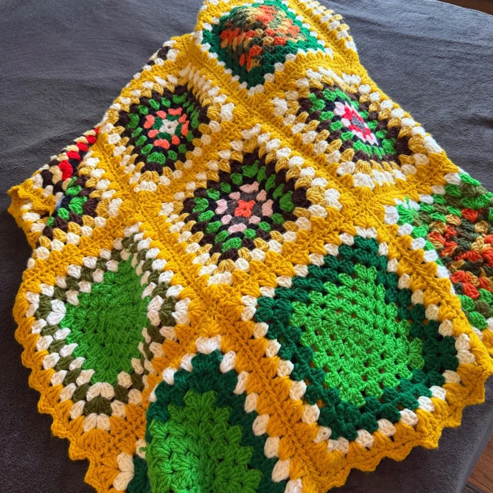 Handmade Crochet Granny Square Afghan Blanket Boho Cottage Retro Comfy Grandma